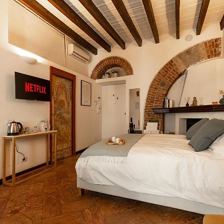 Cozy House In Naviglio Grande - Homy Apartments Milán Exteriér fotografie