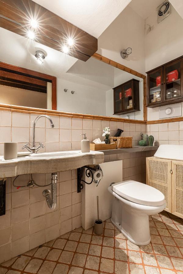 Cozy House In Naviglio Grande - Homy Apartments Milán Exteriér fotografie